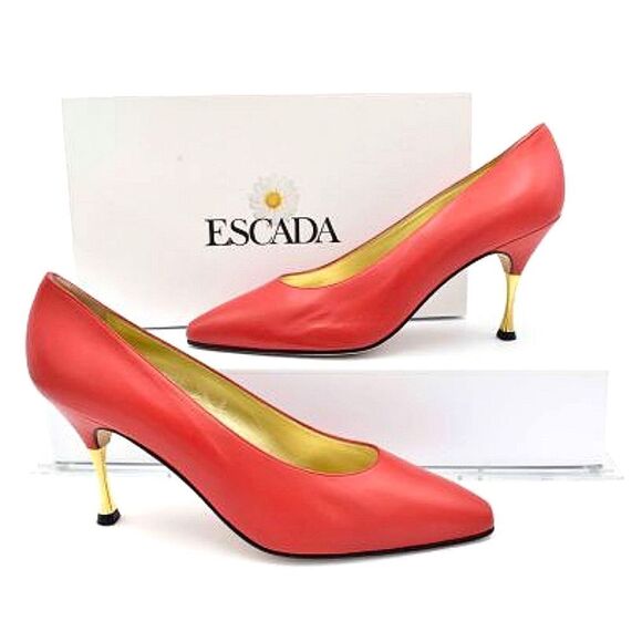 ESCADA   - Picture 1 of 15